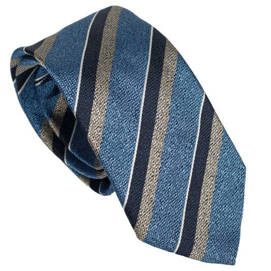 Cravatta azzurra in seta italiana al 100% con righe reggimentali grigie 